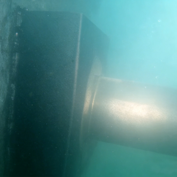 牺牲阳极块安装